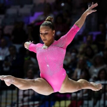 Flavia Saraiva fica em 4º lugar na final da trave no Mundial de Ginástica em Jakarta Flavia Saraiva fica em 4º lugar na final da trave no Mundial de Ginástica em Jakarta