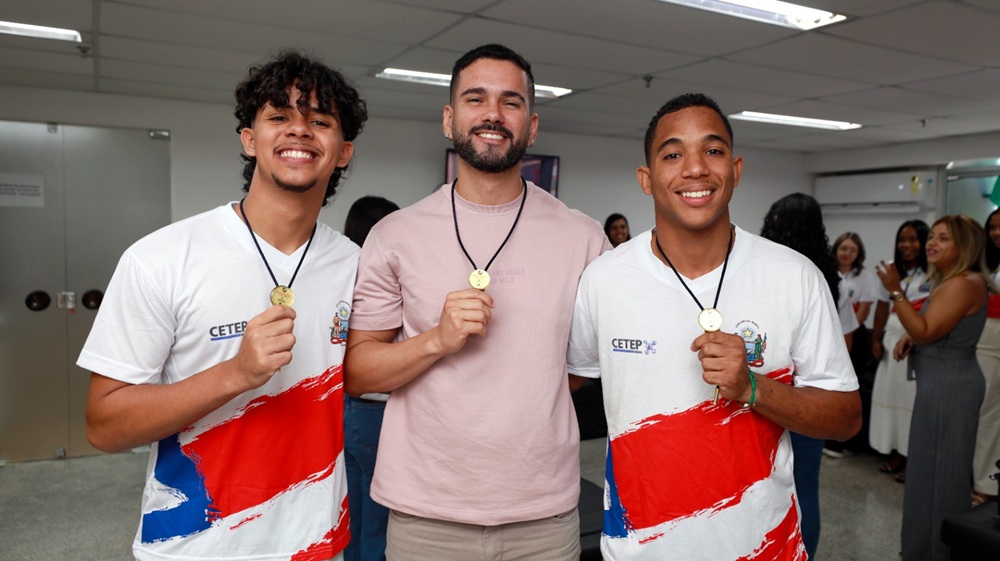 Estudantes baianos conquistam prêmios internacionais em feira científica na Colômbia