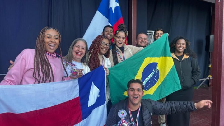 Estudantes baianos têm projetos premiados em evento internacional no Chile