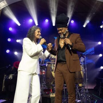 Palacete Tirachapéu recebe jantar beneficente com Carlinhos Brown e apresentação surpresa de Simone; veja vídeo