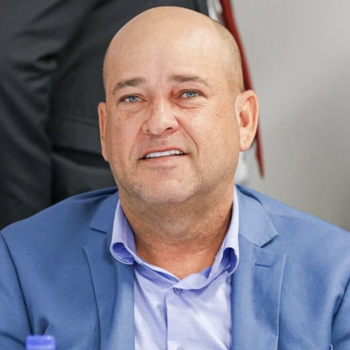 Deputado Binho Galinha se entrega ao MP-BA e é preso em Salvador