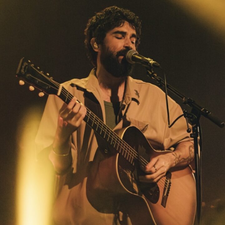 Castello Branco fará show na Casa da Mãe nesta sexta-feira (24)