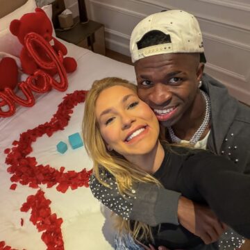 Vini Jr. e Virgínia Fonseca assumem romance com post romântico no Instagram Vini Jr. e Virgínia Fonseca assumem romance com post romântico no Instagram