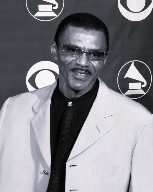 Ike Turner Jr., vencedor do Grammy e filho de Tina Turner, morre aos 67 anos