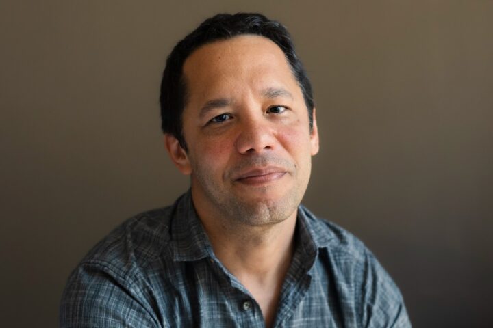 Bienal do Livro Bahia anuncia Itamar Vieira Junior no time de curadores