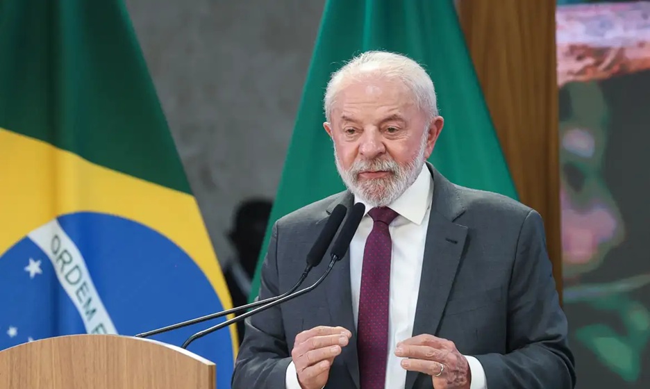 Lula assina projeto de lei antifacção; texto vai para o Congresso