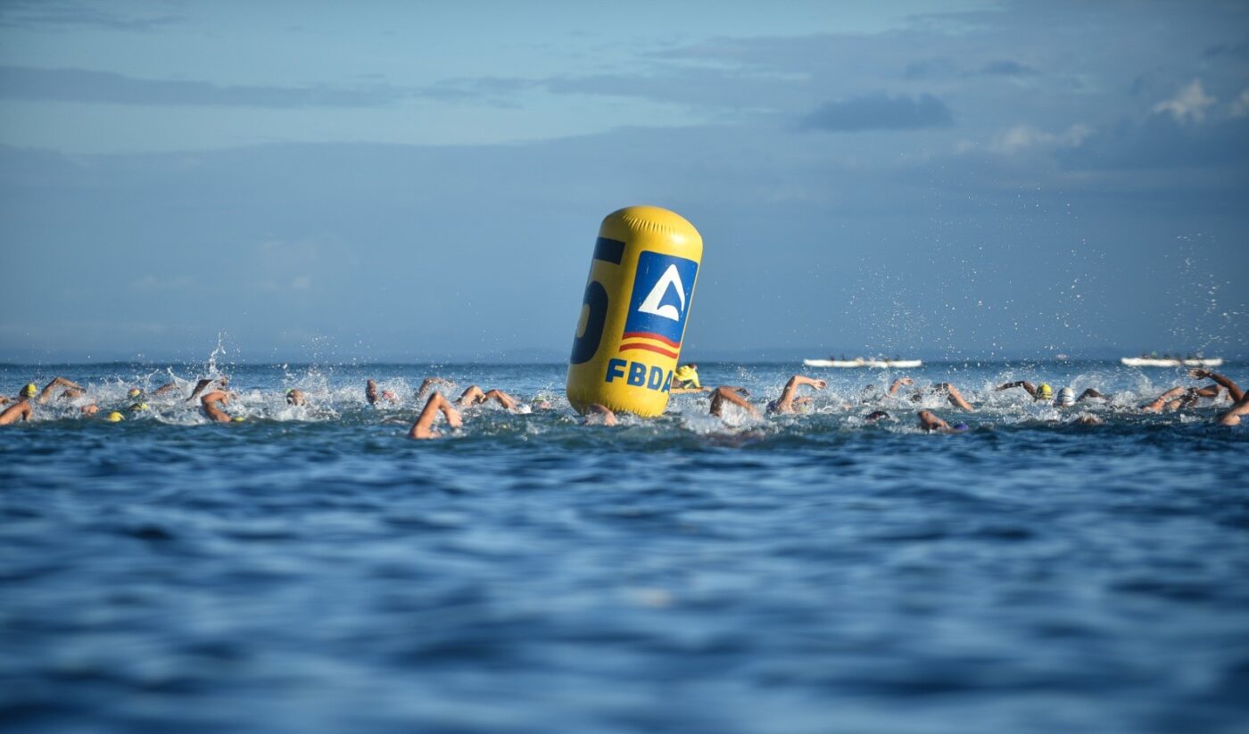 Mais de 500 atletas disputam etapa do Campeonato Baiano de Águas Abertas neste sábado (11), em Salvador