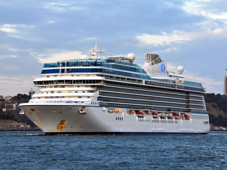 Navio mais novo da temporada brasileira de cruzeiros 2025/2026 passará por Salvador