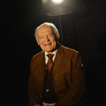 Othon Bastos volta a Tucano, sua terra natal na Bahia, após 87 anos com espetáculo “Não me entrego, não!”