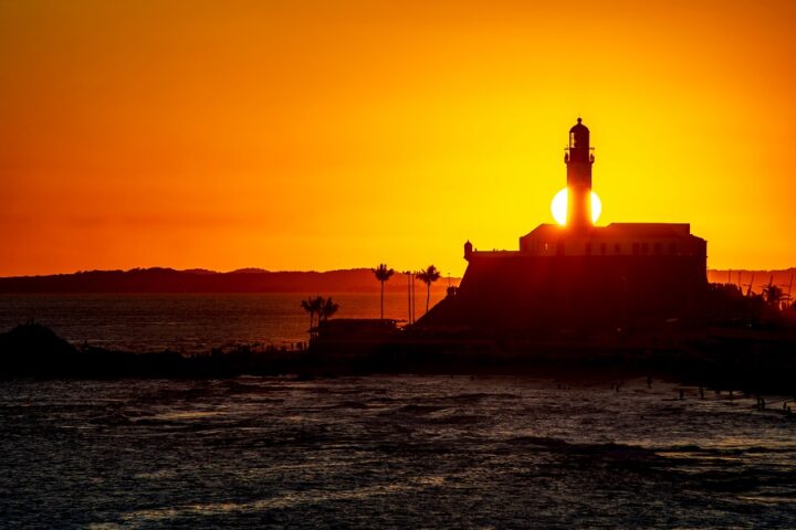 Fim de semana em Salvador terá sol, temperaturas de até 32ºC e ventos fortes; veja previsão
