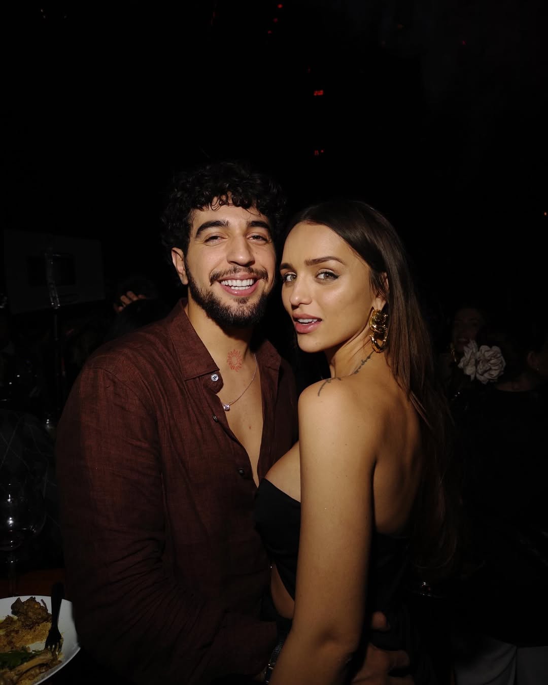 Grávida, Rafa Kalimann fala sobre planos de casamento com Nattan: “É uma construção”
