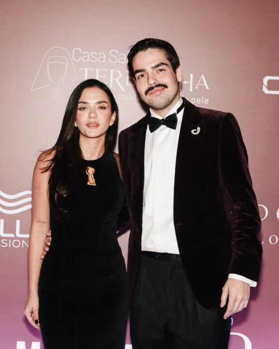 Após casamento da irmã, João Silva comenta sobre planos de subir ao altar: “Estou muito feliz”