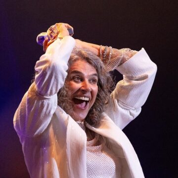 Simone será homenageada no 23º Festival de Música Educadora FM; aos detalhes