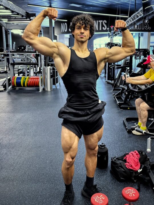 Filho de Xanddy e Carla Perez rebate críticas sobre sua rotina fitness:  “Trabalho todos os dias desde os 15 anos”