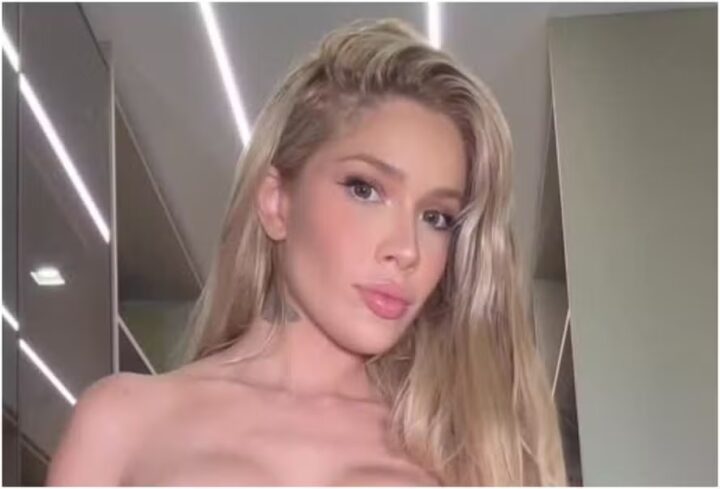 Karoline Lima tira metade do mega hair e fica mais loira: ‘Estou linda’