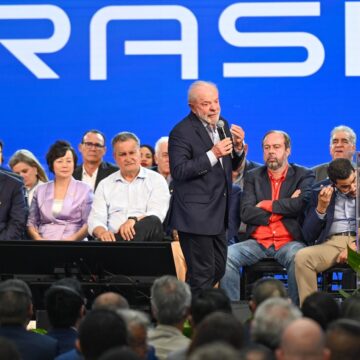 ‘É a recuperação da dignidade do povo baiano’, diz Lula sobre inauguração da fábrica da BYD em Camaçari