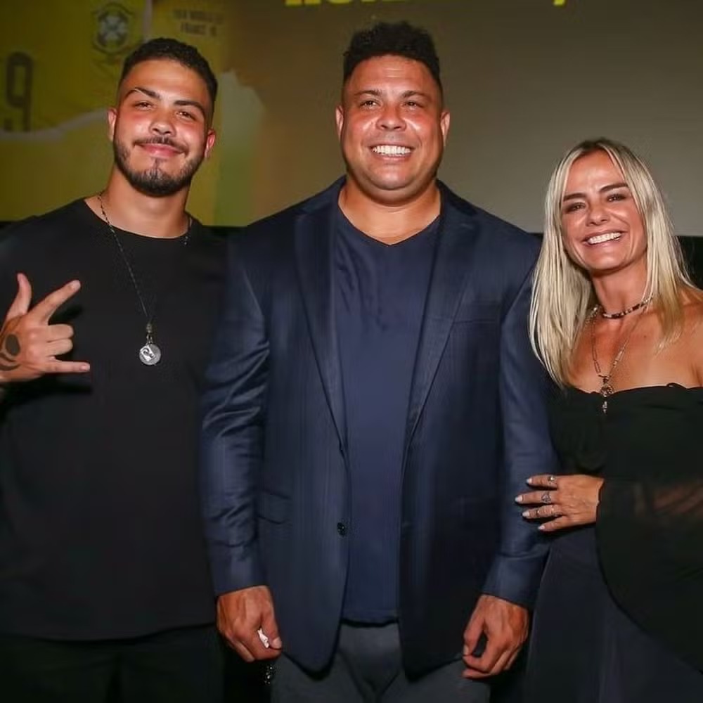 Milene Domingues fala sobre criação do filho Ronald e desejo de ser avó