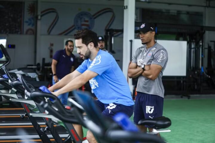 Recuperado de câncer, Everton Ribeiro volta a treinar no Bahia