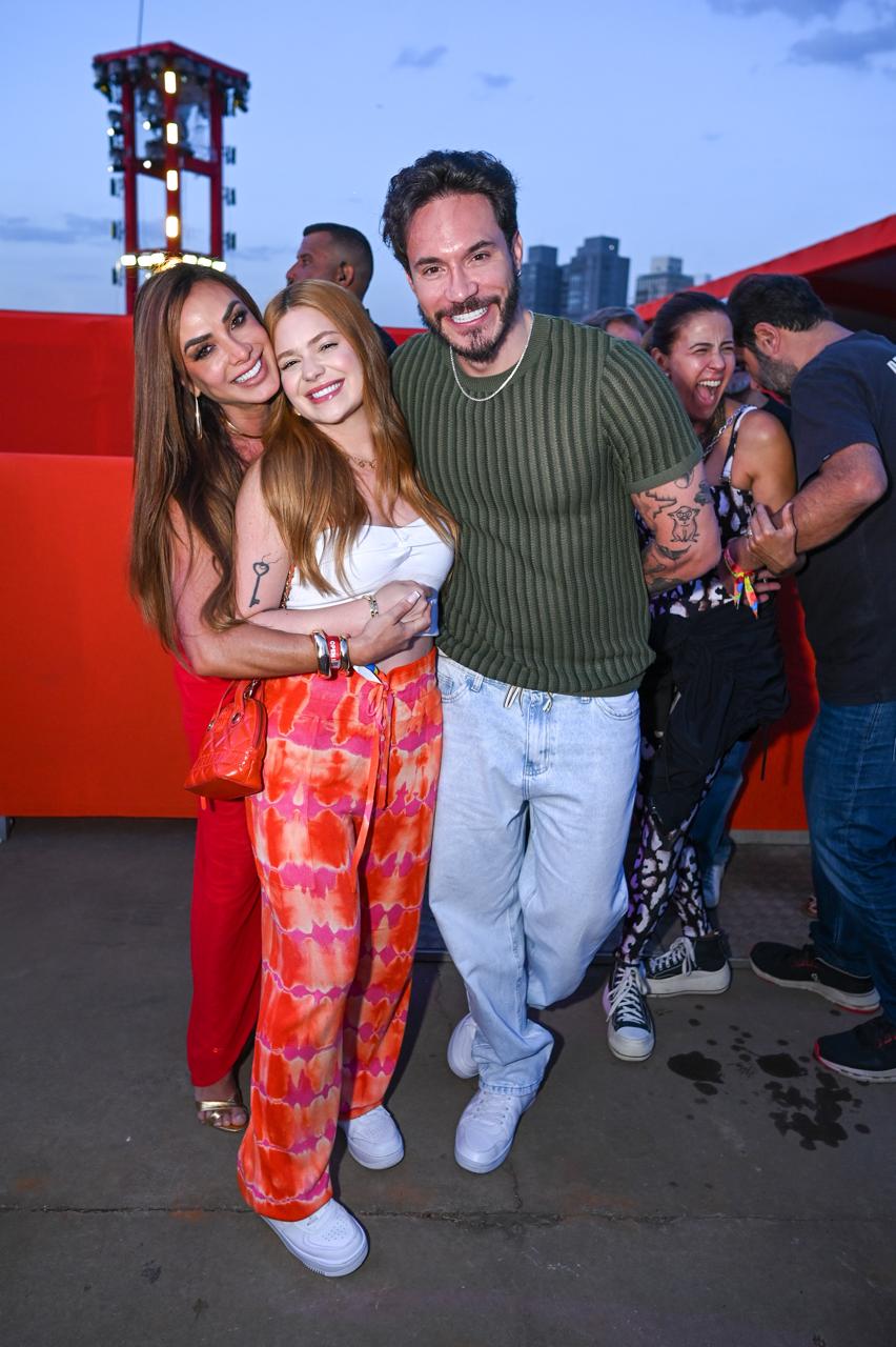 Nicole Bahls, Viih Tube e Eliezer