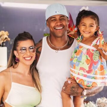 Grávida de Léo Santana, Lore Improta revela momento em que descobriu segunda gestação: ‘Sonhei’ Grávida de Léo Santana, Lore Improta revela momento em que descobriu segunda gestação: ‘Sonhei’