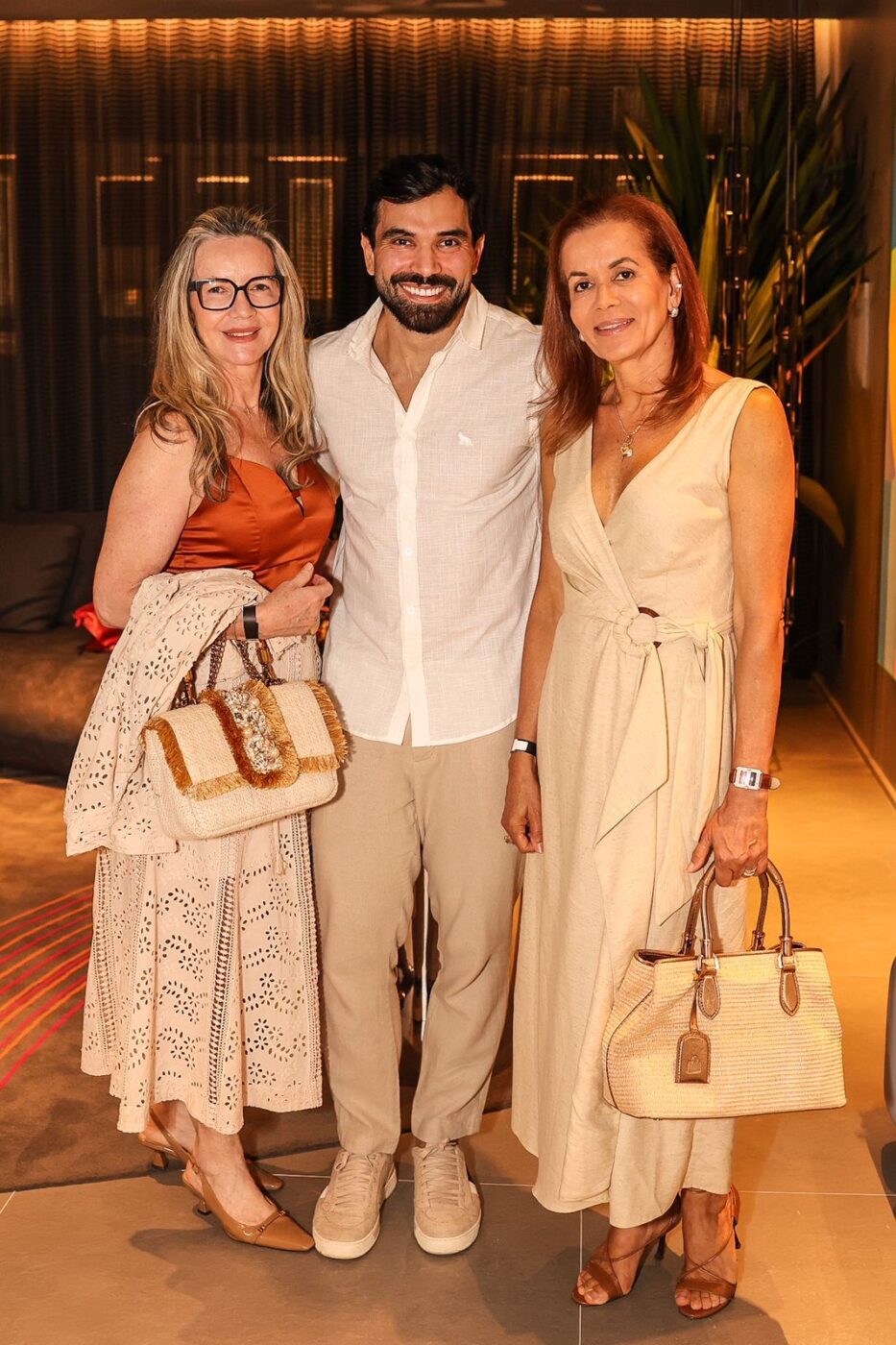 Ana Cristina Reis , Adriano da Mota e Telma Massoni