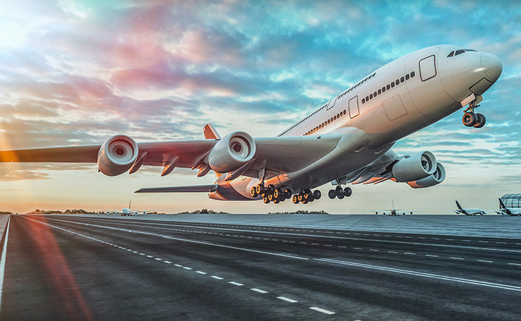 Companhias aéreas flexibilizam remarcação de voos após operação policial no Rio