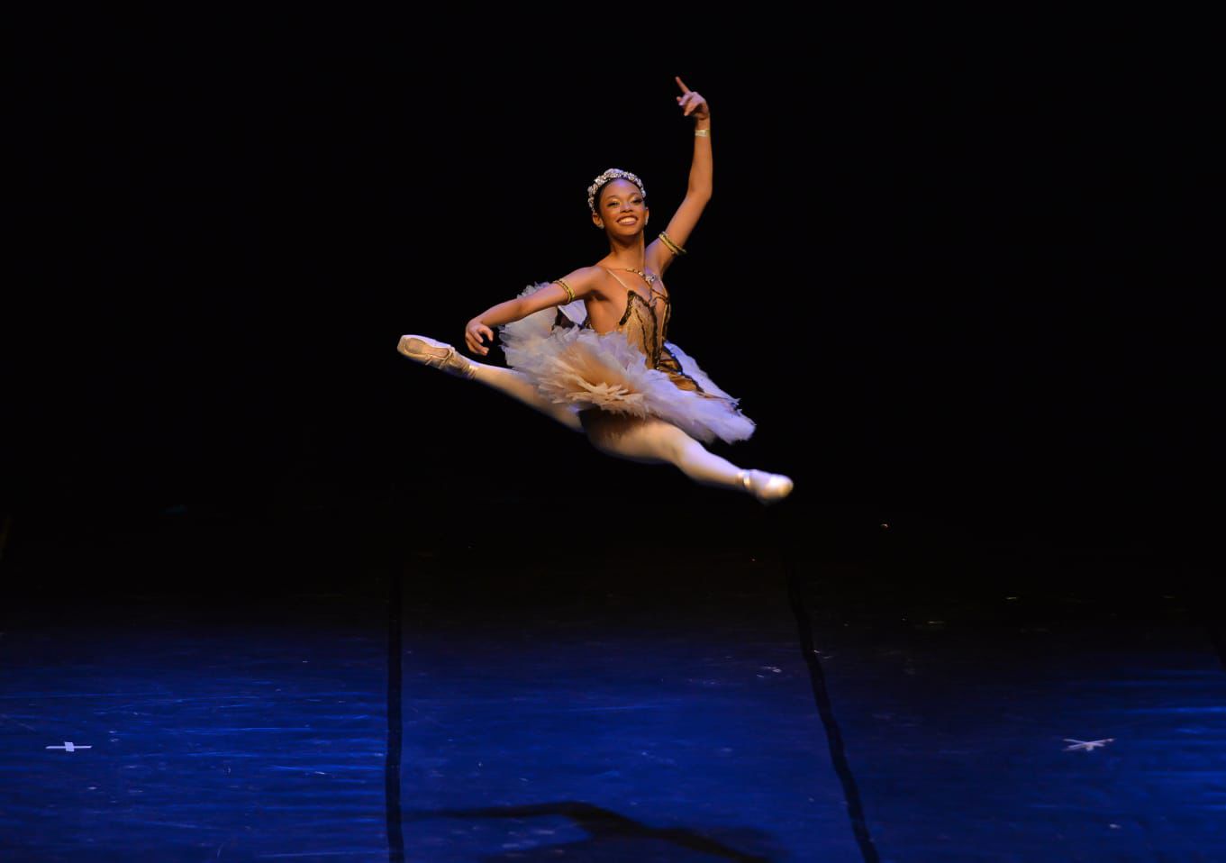 Bailarina de Salvador conquista bolsa no Canadá para estudar balé clássico: ‘Quero representar a Bahia pelo mundo’