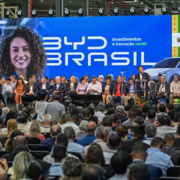 Primeira fábrica da BYD no Brasil é inaugurada na Bahia com investimento de R$ 5,5 bilhões