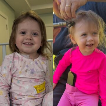 Mãe se emociona ao raspar cabelo da filha de 2 anos com câncer raro; assista