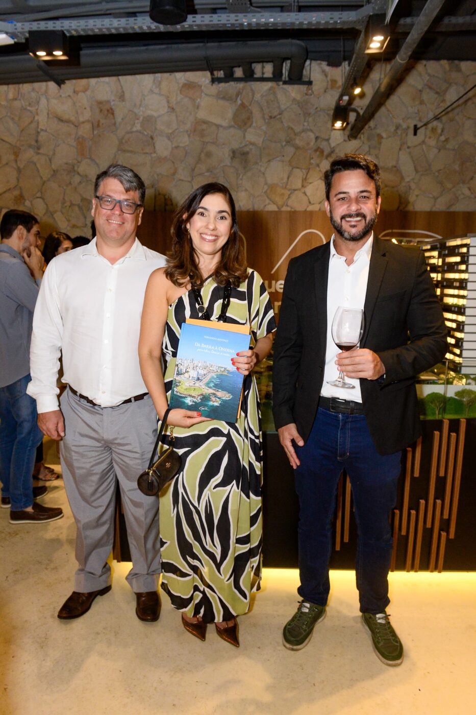 Fernando, Luanda Cruz e Durval Saback