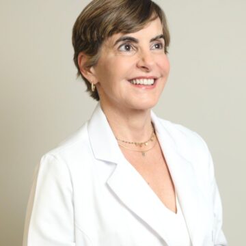 Médica baiana Clarissa Mathias vence Prêmio de Protagonismo Feminino na Oncologia Médica baiana Clarissa Mathias vence Prêmio de Protagonismo Feminino na Oncologia