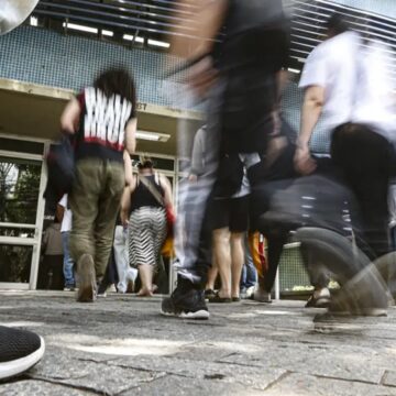 CNU 2025: mais de 760 mil candidatos fazem as provas objetivas hoje