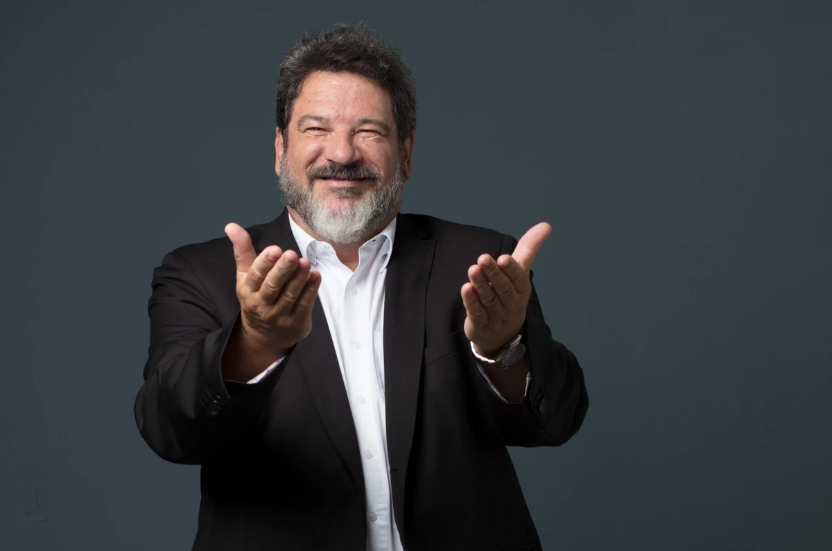 Mario Sergio Cortella apresenta palestra em Salvador com reflexões sobre propósito e crescimento pessoal