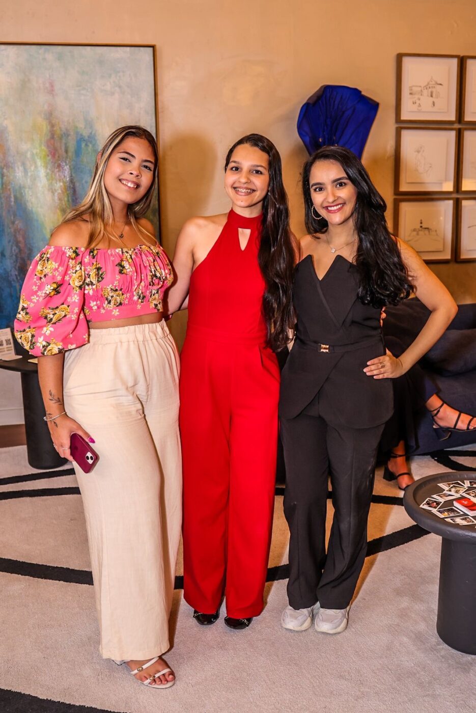 Júlia Santiago, Tainara Oliveira e Gabriela Braga