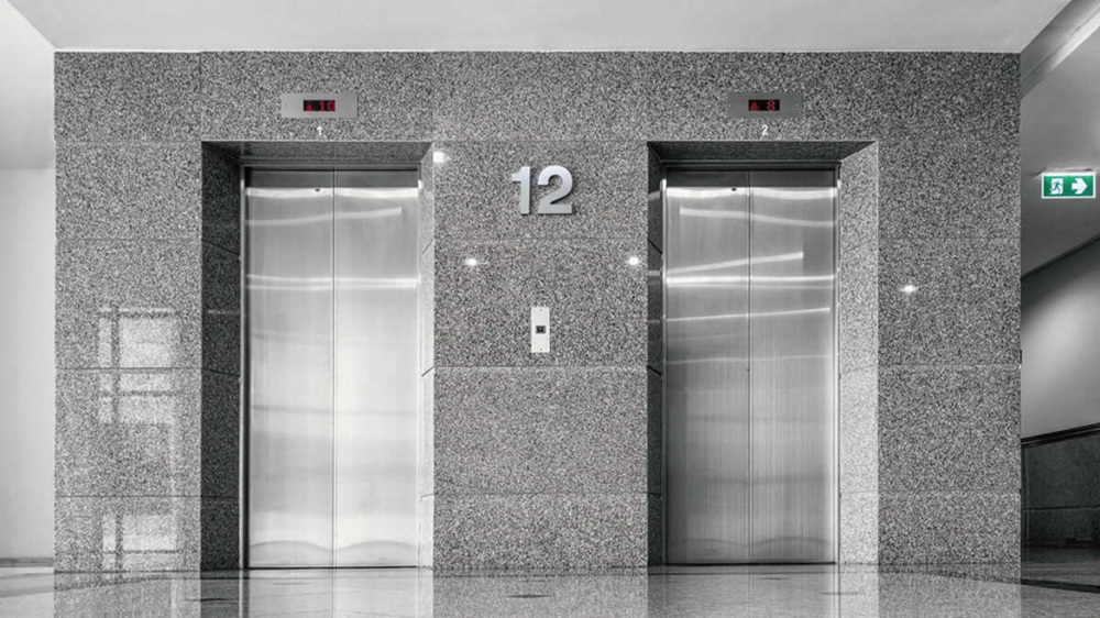 Lei que acaba com separação entre elevador social e de serviço entra em vigor na Bahia