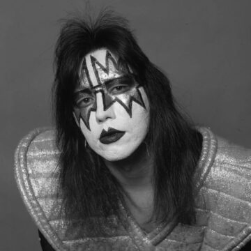 Morre Ace Frehley, guitarrista e um dos fundadores do Kiss, aos 74 anos