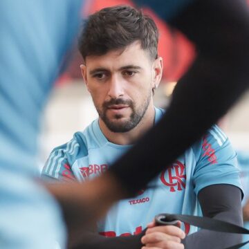 Fla diz que ação antidoping atrapalhou treino para jogo contra Palmeiras