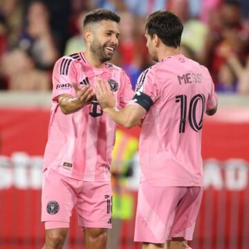 Jordi Alba anuncia data da aposentadoria em post nas redes socias; confira