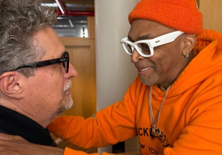 Kleber Mendonça Filho recebe convite de Spike Lee e apresenta ‘O Agente Secreto’ para estudantes em Nova York