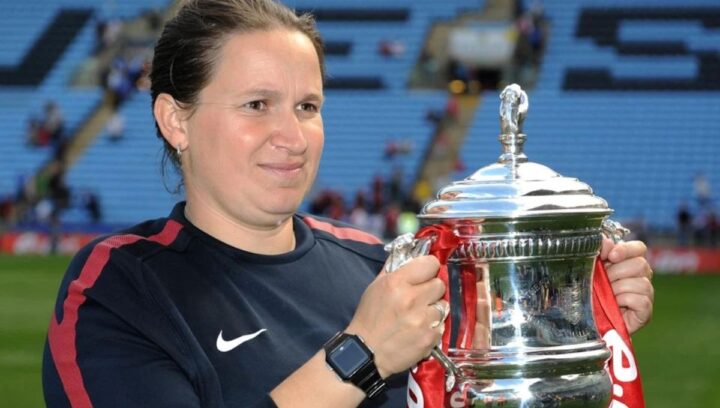 Técnica revela ter usado ChatGPT para escolher esquema tático Técnica revela ter usado ChatGPT para escolher esquema tático