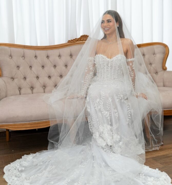 Lexa surge deslumbrante com vestido de noiva para casar com Ricardo Vianna; veja fotos