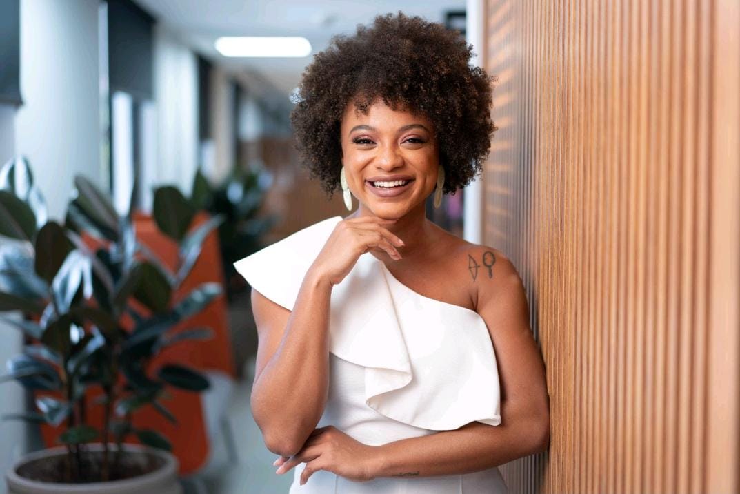 Luana Souza vai mediar mesa na Flica 2025 ao lado de Aline Midlej e Yeyé Kintê