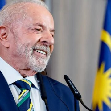 Lula sanciona lei que cria o Sistema Nacional de Educação; entenda Lula sanciona lei que cria o Sistema Nacional de Educação; entenda