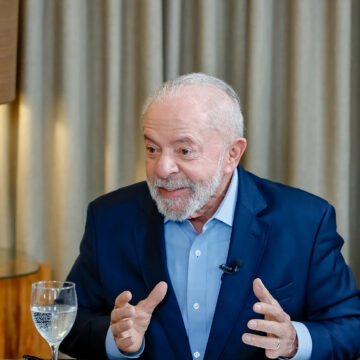 Lula diz que não quer luxo e que ficará hospedado em barco durante a COP30