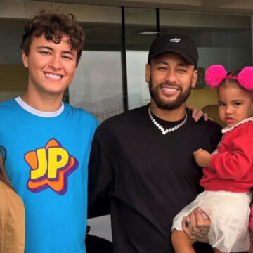 Filha de Neymar e Bruna Biancardi recebe visita de famosa dupla infantil