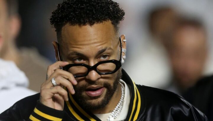 Neymar se revolta com arbitragem e dispara: ‘Tem que profissionalizar’ após pênalti em Santos x Vitória