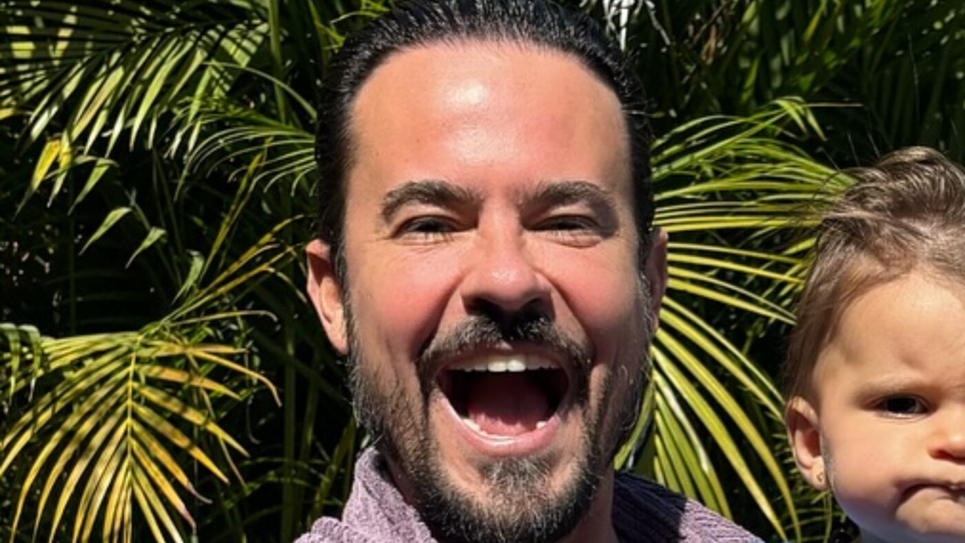 Paulinho Vilhena faz plástica nos olhos e exibe resultado para fãs; veja foto Paulinho Vilhena faz plástica nos olhos e exibe resultado para fãs; veja foto