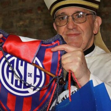 Clube argentino tem quatro dias para evitar falência por dívida milionária