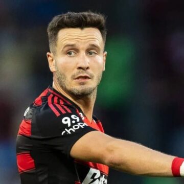 Saúl vira dúvida para Flamengo x Palmeiras; meia será reavaliado antes do jogo