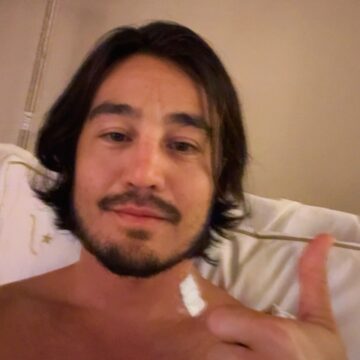 Tiago Iorc atualiza estado de saúde após ser internado com dores intensas